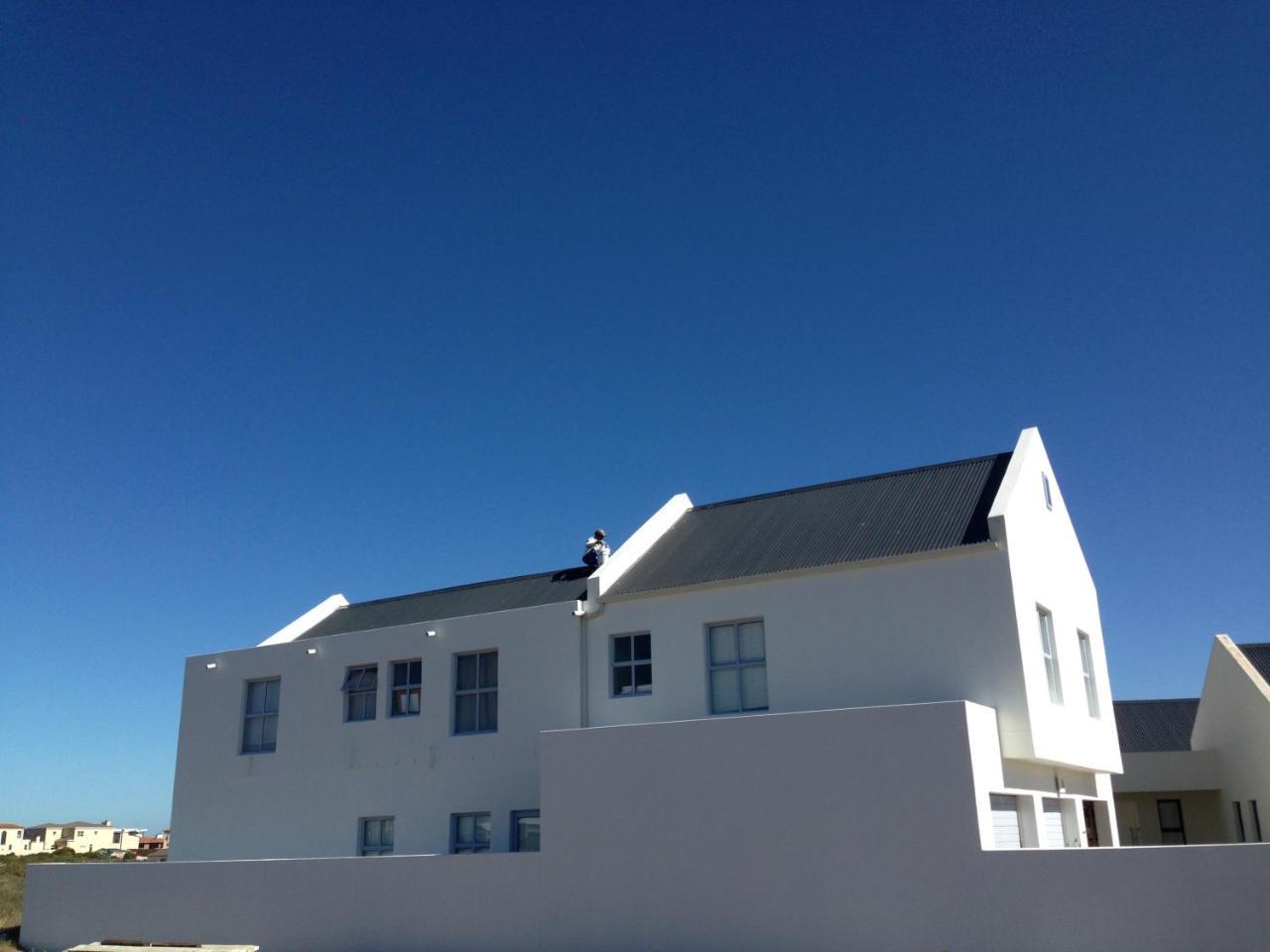 Perfect 10 - 10 To 13 Sleeper Luxury Holiday Home Breakage Deposit Of R2500 Per Weekend Lease Langebaan Esterno foto