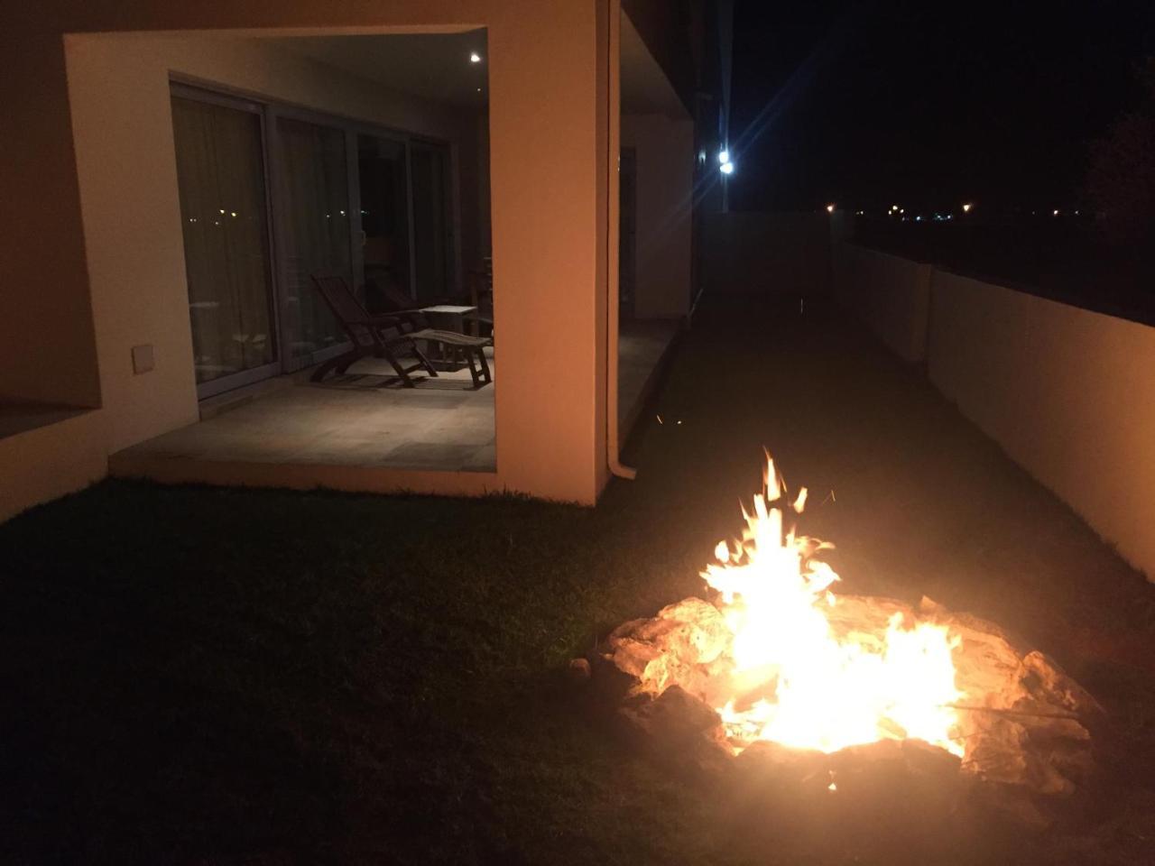 Perfect 10 - 10 To 13 Sleeper Luxury Holiday Home Breakage Deposit Of R2500 Per Weekend Lease Langebaan Esterno foto