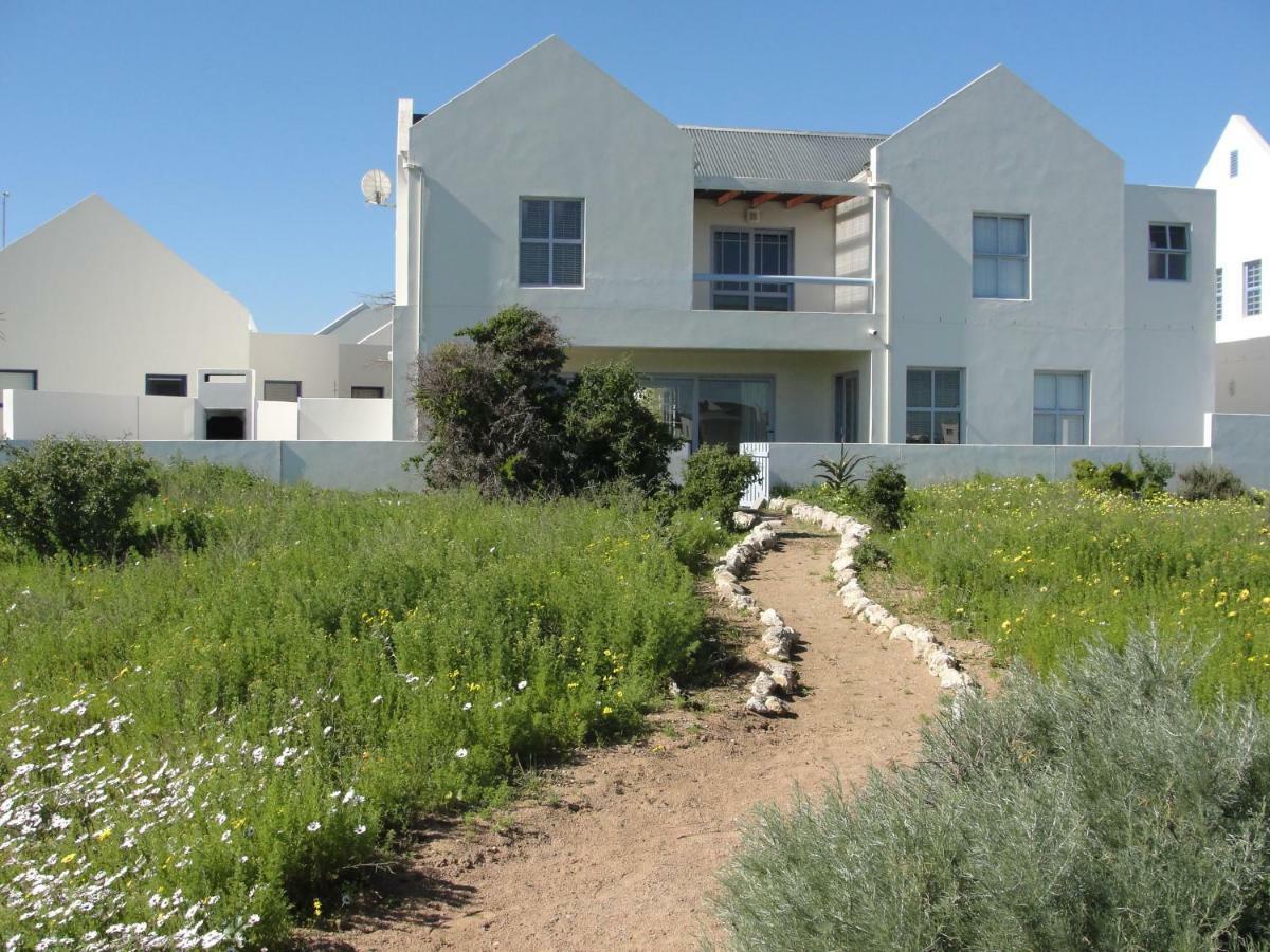 Perfect 10 - 10 To 13 Sleeper Luxury Holiday Home Breakage Deposit Of R2500 Per Weekend Lease Langebaan Esterno foto