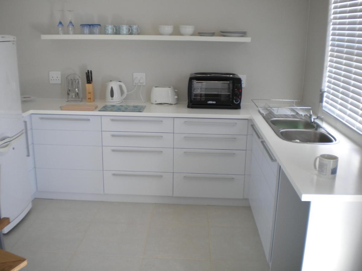 Perfect 10 - 10 To 13 Sleeper Luxury Holiday Home Breakage Deposit Of R2500 Per Weekend Lease Langebaan Esterno foto